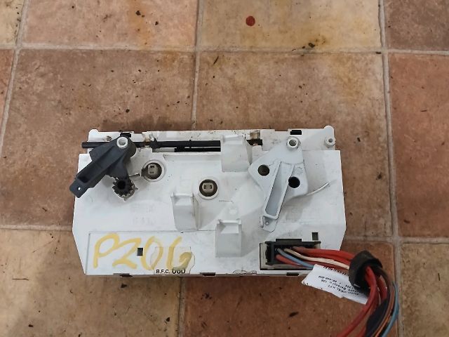 bontott PEUGEOT 206 Fűtéskapcsoló (Nem klímás)