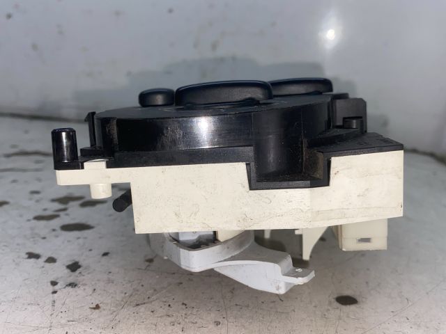 bontott PEUGEOT 206 Fűtéskapcsoló (Nem klímás)