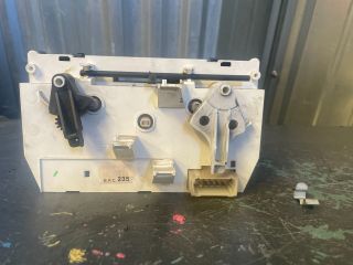 bontott PEUGEOT 206 Fűtéskapcsoló (Nem klímás)