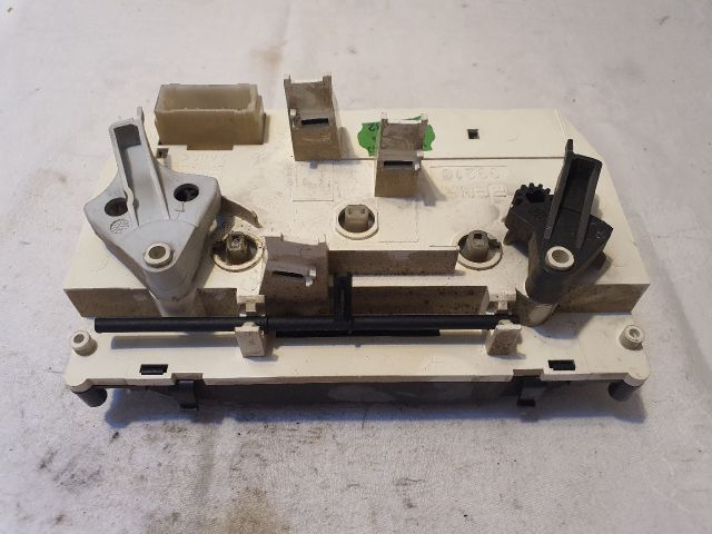 bontott PEUGEOT 206 Fűtéskapcsoló (Nem klímás)