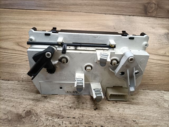 bontott PEUGEOT 206 Fűtéskapcsoló (Nem klímás)