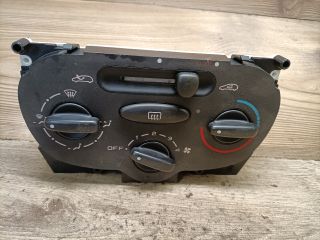 bontott PEUGEOT 206 Fűtéskapcsoló (Nem klímás)