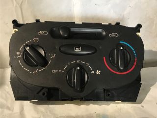 bontott PEUGEOT 206 Fűtéskapcsoló (Nem klímás)