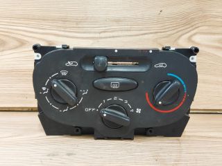 bontott PEUGEOT 206 Fűtéskapcsoló (Nem klímás)