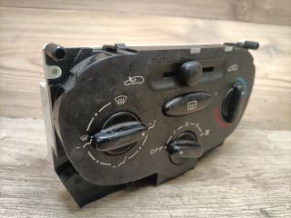 bontott PEUGEOT 206 Fűtéskapcsoló (Nem klímás)