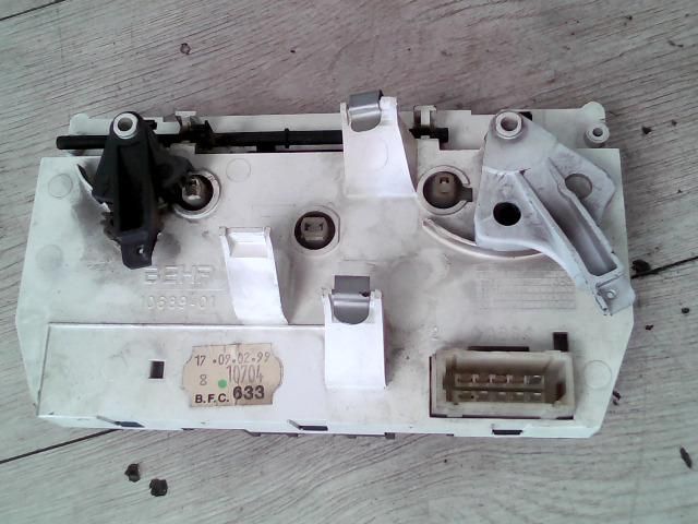 bontott PEUGEOT 206 Fűtéskapcsoló