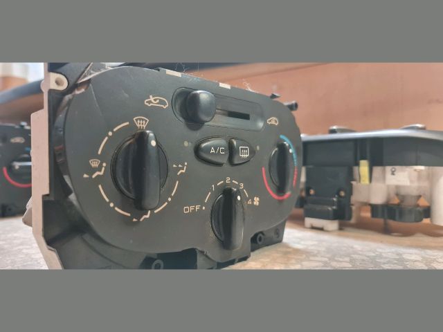 bontott PEUGEOT 206 Fűtéskapcsoló