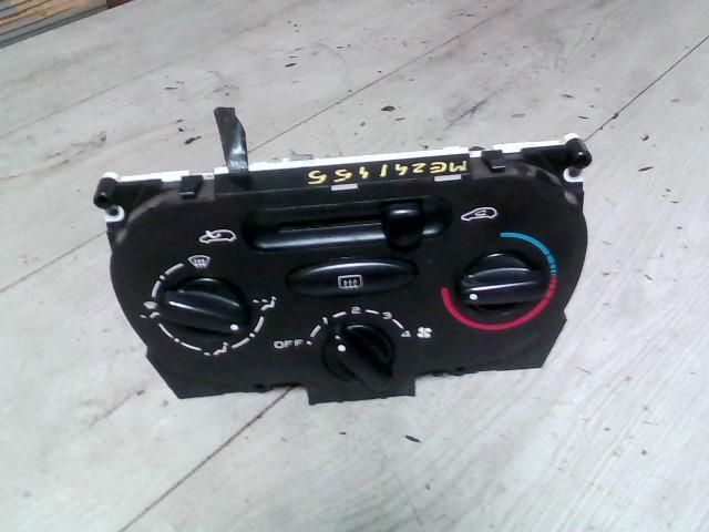 bontott PEUGEOT 206 Fűtéskapcsoló