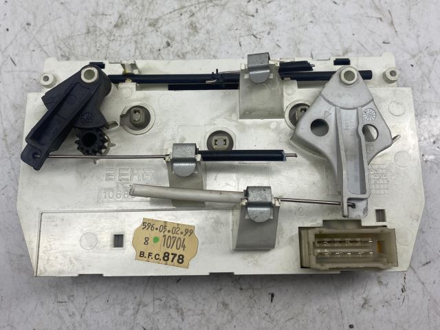 bontott PEUGEOT 206 Fűtéskapcsoló