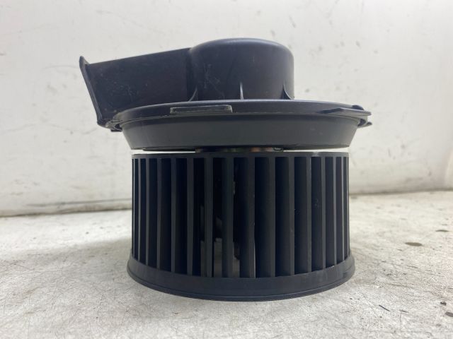 bontott PEUGEOT 206 Fűtőmotor (Nem klímás)