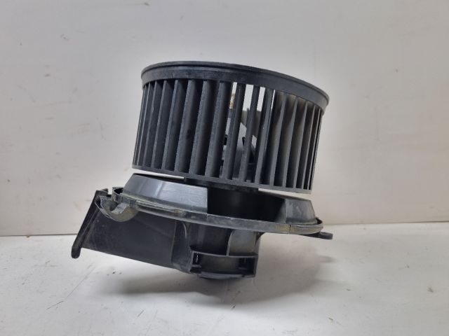 bontott PEUGEOT 206 Fűtőmotor (Nem klímás)