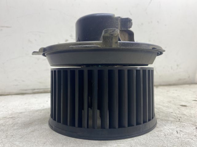 bontott PEUGEOT 206 Fűtőmotor (Nem klímás)