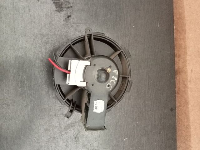 bontott PEUGEOT 206 Fűtőmotor (Nem klímás)