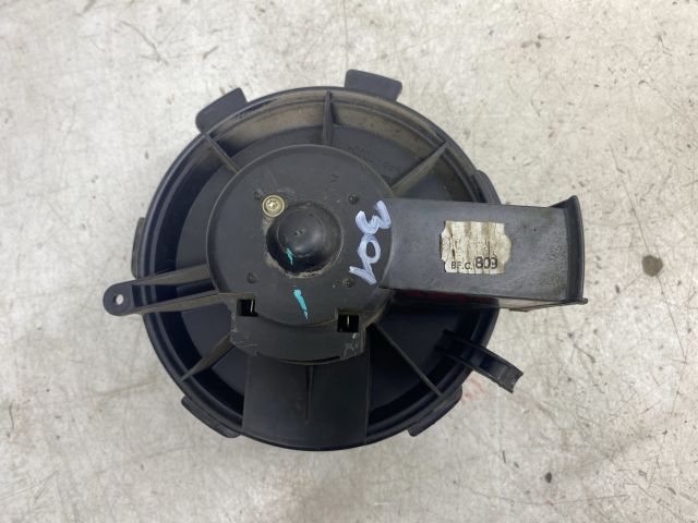 bontott PEUGEOT 206 Fűtőmotor (Nem klímás)