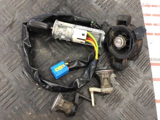 bontott PEUGEOT 206 Gyújtáskapcsoló Házzal