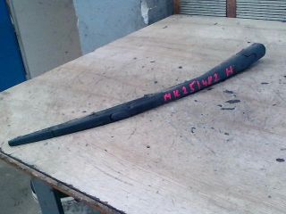 bontott PEUGEOT 206 Hátsó Ablaktörlő Kar