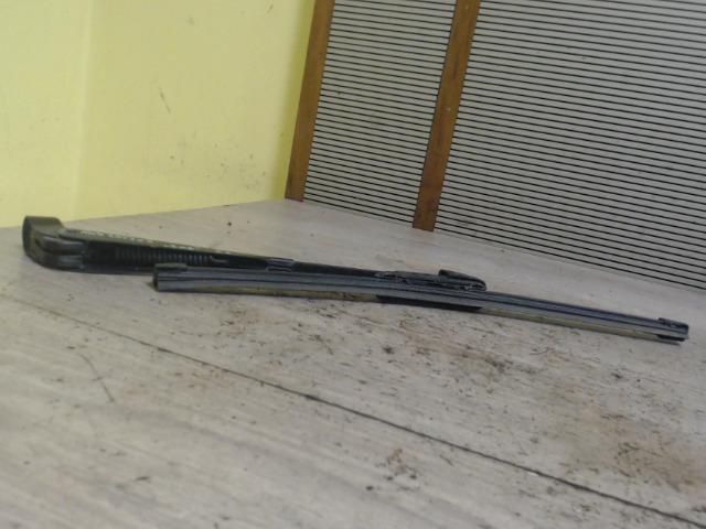 bontott PEUGEOT 206 Hátsó Ablaktörlő Kar