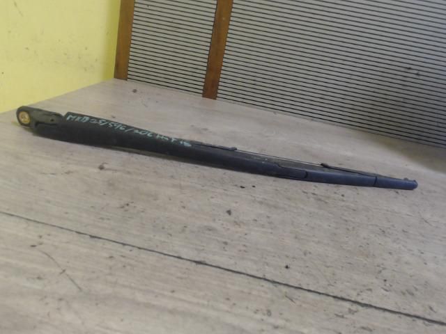 bontott PEUGEOT 206 Hátsó Ablaktörlő Kar