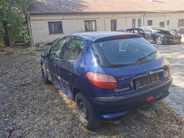 bontott PEUGEOT 206 Hátsó Lökhárító (Részeivel)