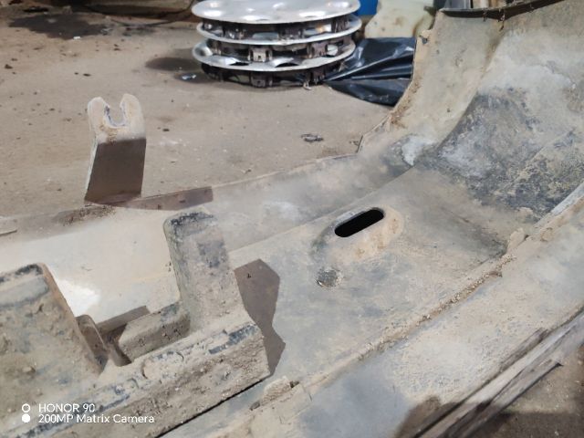 bontott PEUGEOT 206 Hátsó Lökhárító (Részeivel)