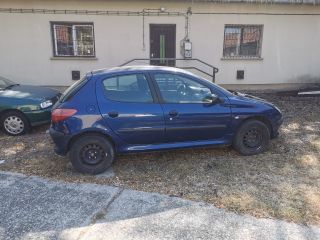bontott PEUGEOT 206 Hátsó Lökhárító (Részeivel)