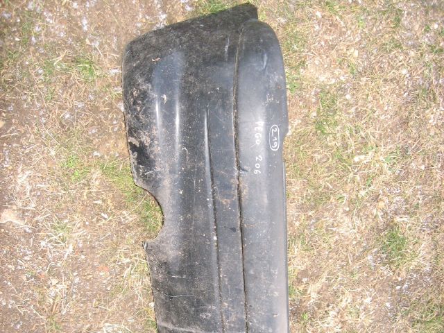 bontott PEUGEOT 206 Hátsó Lökhárító (Üresen)