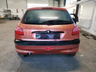 bontott PEUGEOT 206 Hátsó Lökhárító (Üresen)