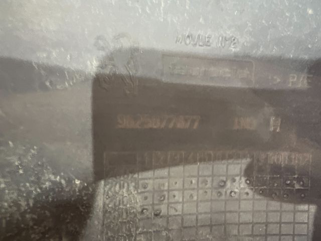 bontott PEUGEOT 206 Hátsó Lökhárító (Üresen)