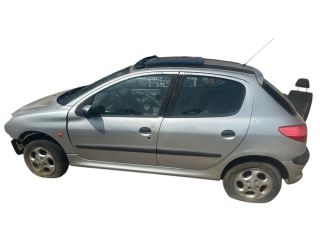 bontott PEUGEOT 206 Hátsó Szélvédő