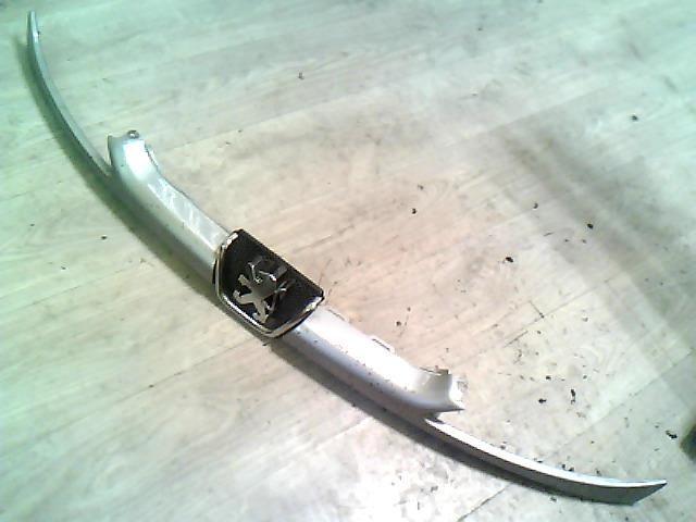 bontott PEUGEOT 206 Hűtőrács