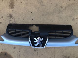 bontott PEUGEOT 206 Hűtőrács