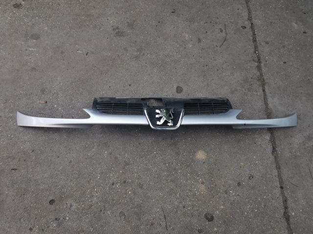 bontott PEUGEOT 206 Hűtőrács