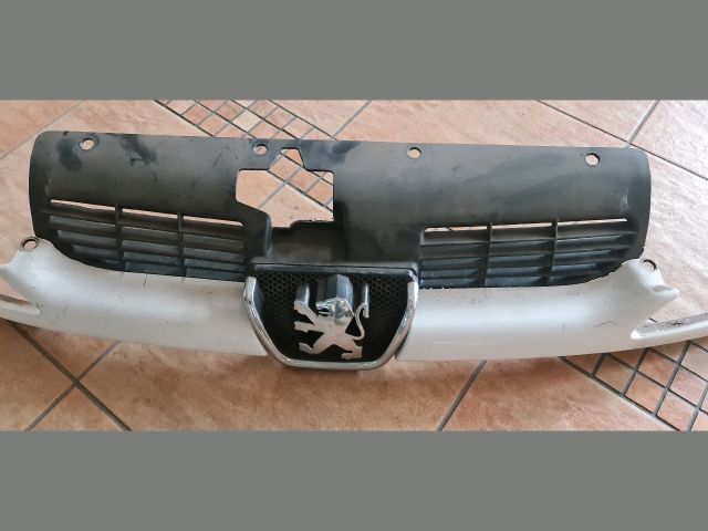 bontott PEUGEOT 206 Hűtőrács