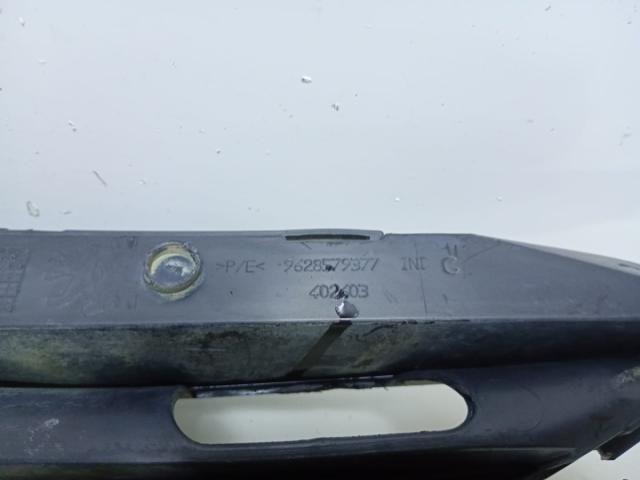 bontott PEUGEOT 206 Hűtőrács