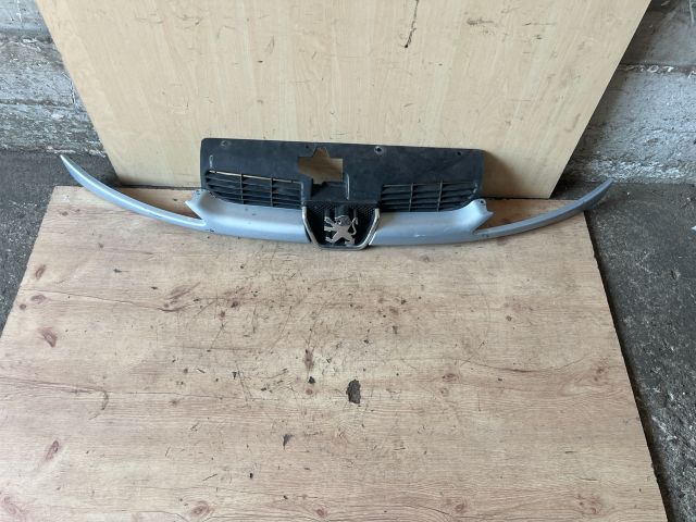 bontott PEUGEOT 206 Hűtőrács