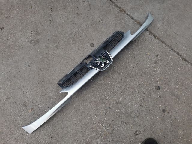 bontott PEUGEOT 206 Hűtőrács