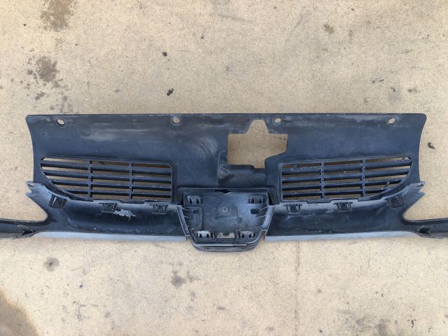 bontott PEUGEOT 206 Hűtőrács