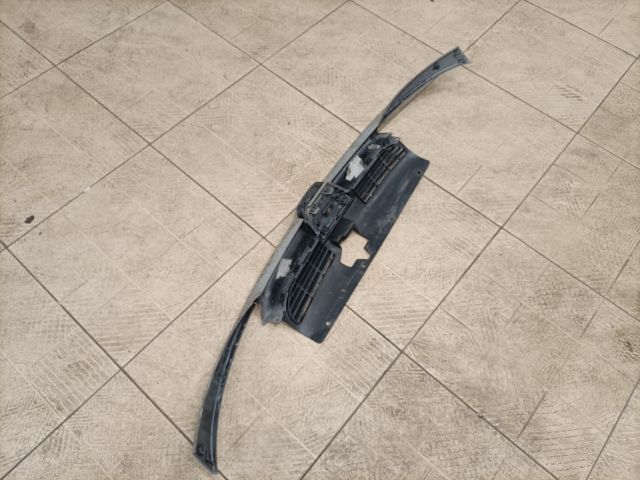 bontott PEUGEOT 206 Hűtőrács