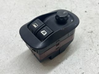bontott PEUGEOT 206 Jobb első Ablakemelő Kapcsoló