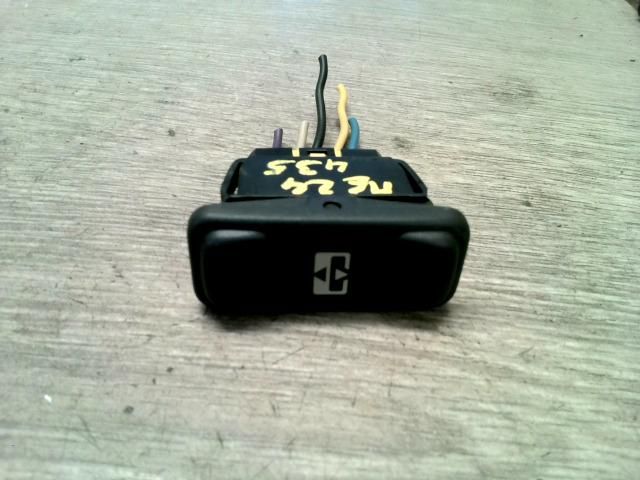 bontott PEUGEOT 206 Jobb első Ablakemelő Kapcsoló