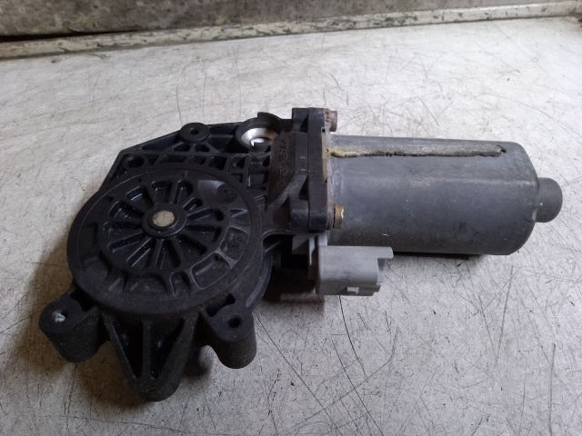 bontott PEUGEOT 206 Jobb első Ablakemelő Motor