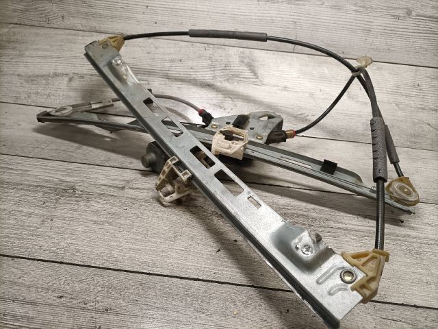 bontott PEUGEOT 206 Jobb első Ablakemelő Szerkezet (Elektromos)