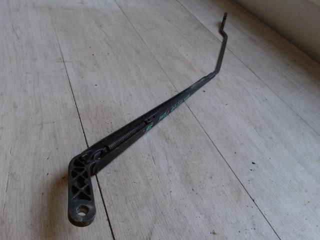 bontott PEUGEOT 206 Jobb első Ablaktörlő Kar