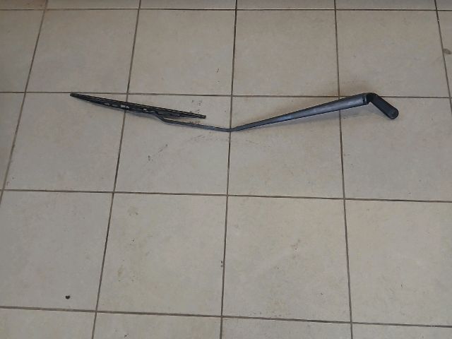 bontott PEUGEOT 206 Jobb első Ablaktörlő Kar