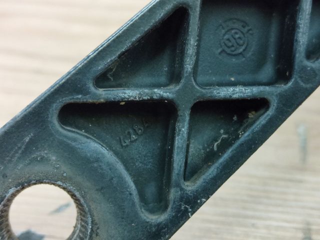 bontott PEUGEOT 206 Jobb első Ablaktörlő Kar