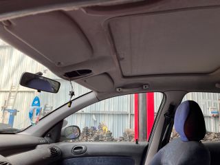 bontott PEUGEOT 206 Jobb első Ajtó Kárpit