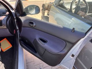 bontott PEUGEOT 206 Jobb első Ajtó Kárpit