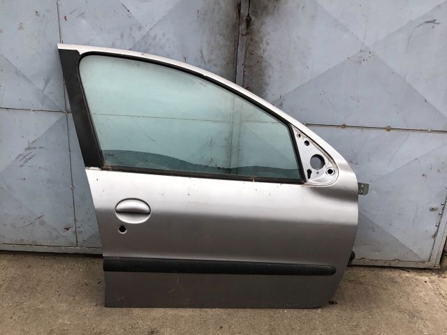 bontott PEUGEOT 206 Jobb első Ajtó (Üres lemez)