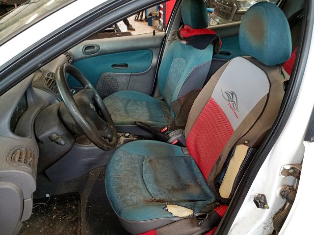 bontott PEUGEOT 206 Jobb első Ajtóhatároló