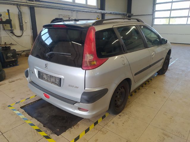bontott PEUGEOT 206 Jobb első Ajtóhatároló